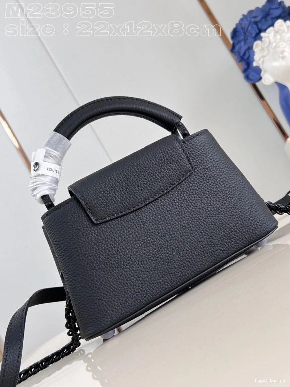 First bag ru MINI-22*12*8CM LOUIS CAPUCINES VUITTON 0710
